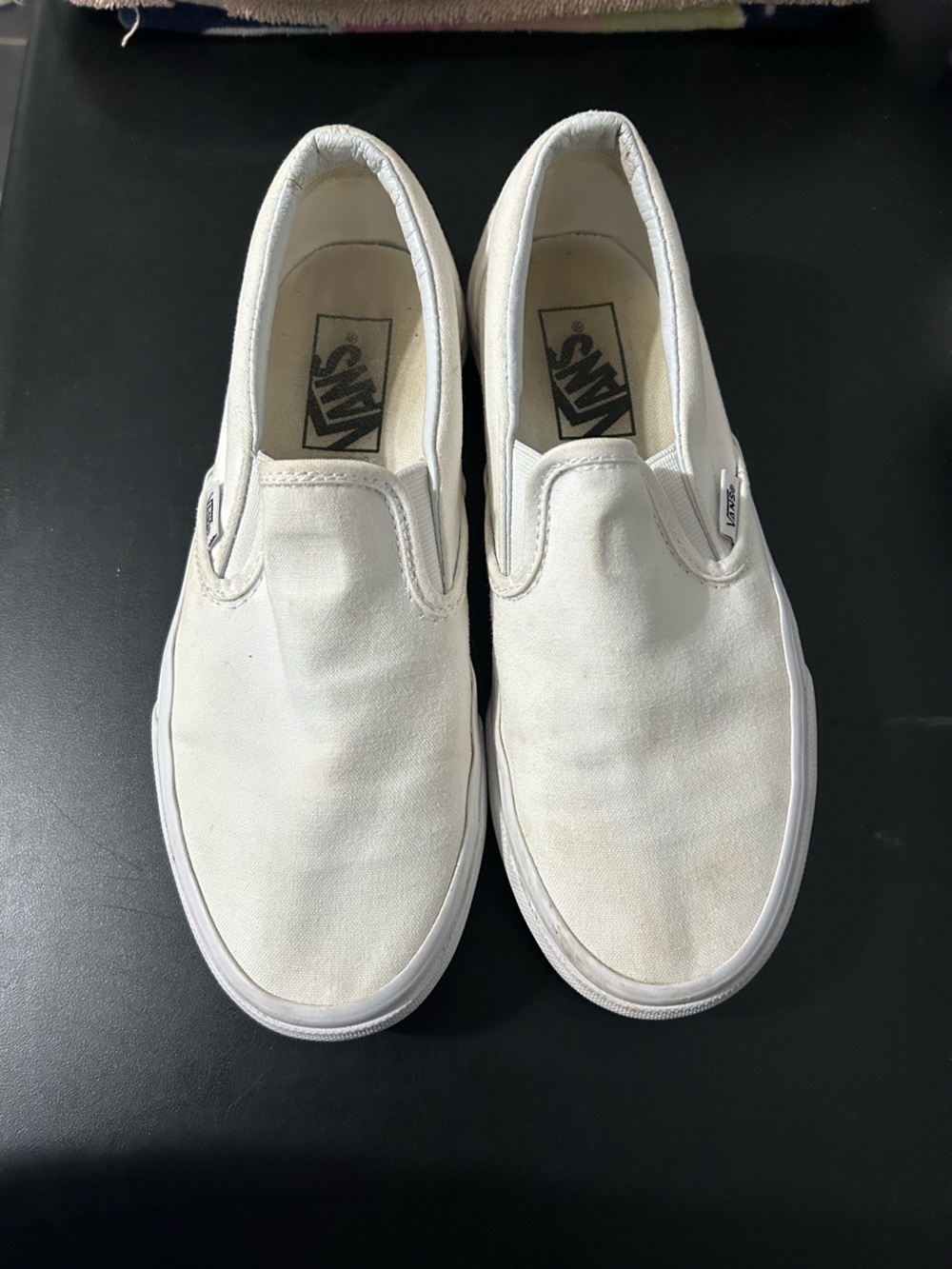 Vans Classic Slip-On Canvas Sneakers - White size 5.5 men 7.0 women